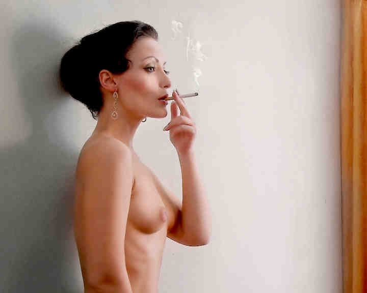  Elaine Smoking, 2014 © Horst Kistner