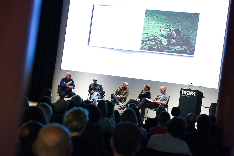 Fotobuch-Quartett mit Bettina Flitner im Museum für Angewandte Kunst Köln, 2018