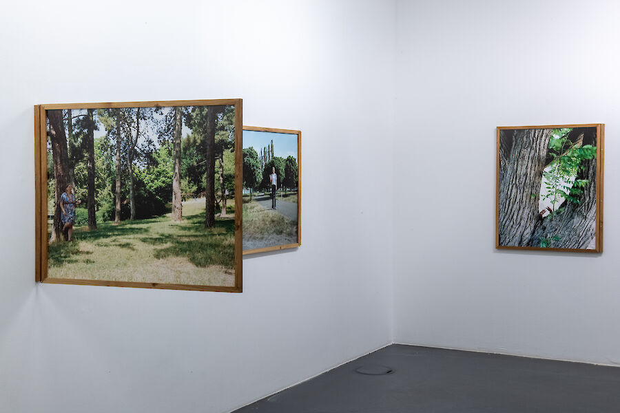 Ausstellungsansicht "Songs of Sanity" (2023), Glasmoog Köln