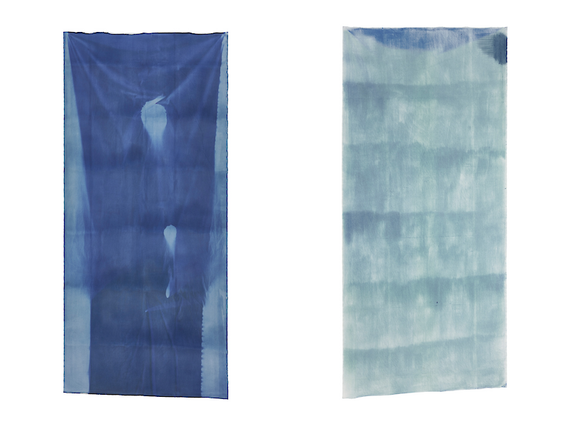 hold on, 2022, Abdruck der Skulptur nach der Belichtungszeit (= Ausstellungsdauer), 200 x 500cm