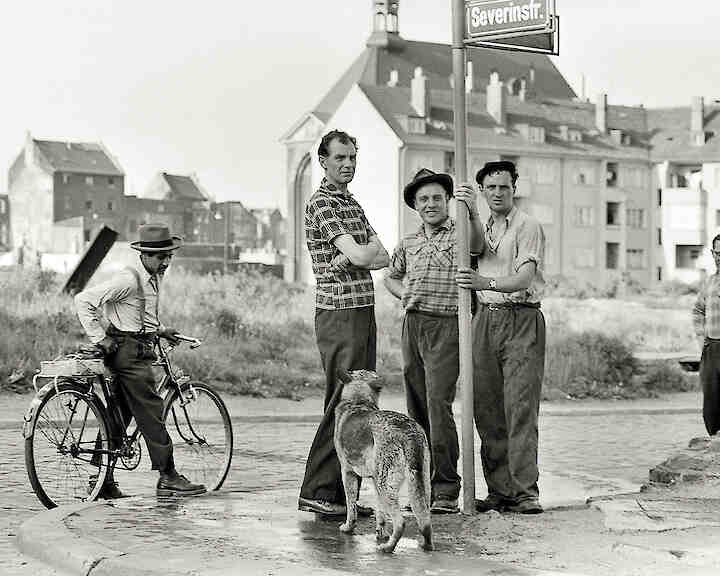  Chargesheimer, Köln, Severinstraße/Landsbergstraße Sommer 1956 © Rheinisches Bildarchiv, rba_cch000089_08
