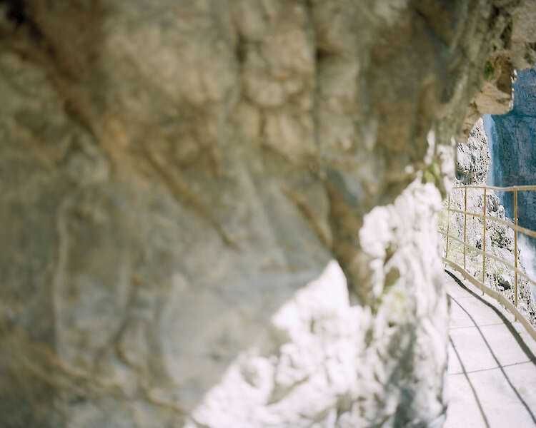 aus der Serie „Crolla la diga. Le voci si contraddicono“